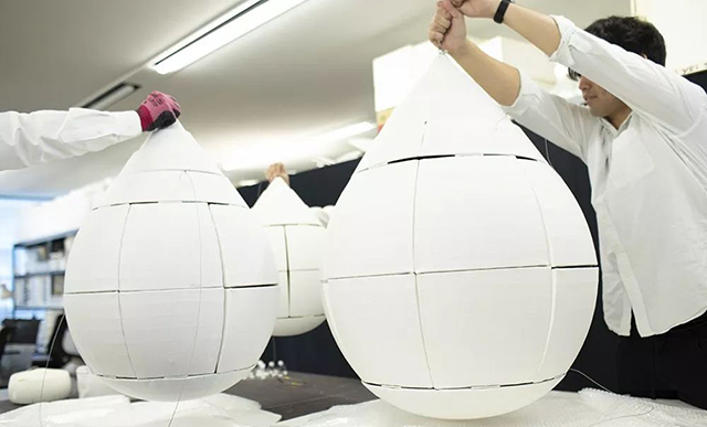 這樣一個(gè)空中的展覽活動(dòng)藝術(shù)設(shè)計(jì)將老商場一躍成為魔幻樂園