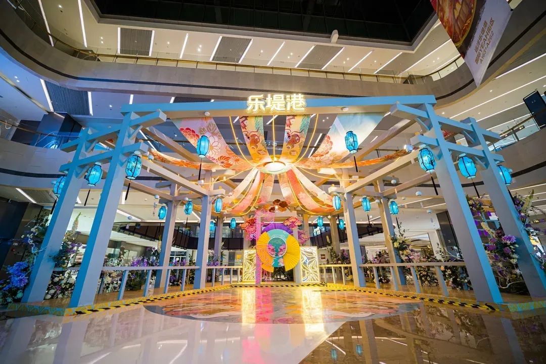 遭受巨大打擊后再次崛起的商場美陳展覽活動開始報復(fù)式消費了