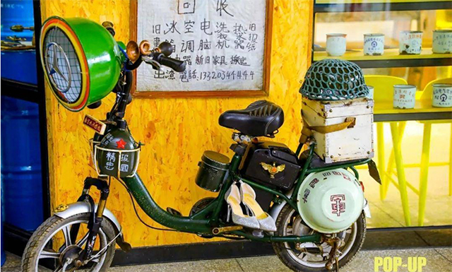 創(chuàng)意市集活動(dòng)策劃的內(nèi)容很豐富，現(xiàn)場(chǎng)人頭攢動(dòng)，更是年輕人的打卡勝地