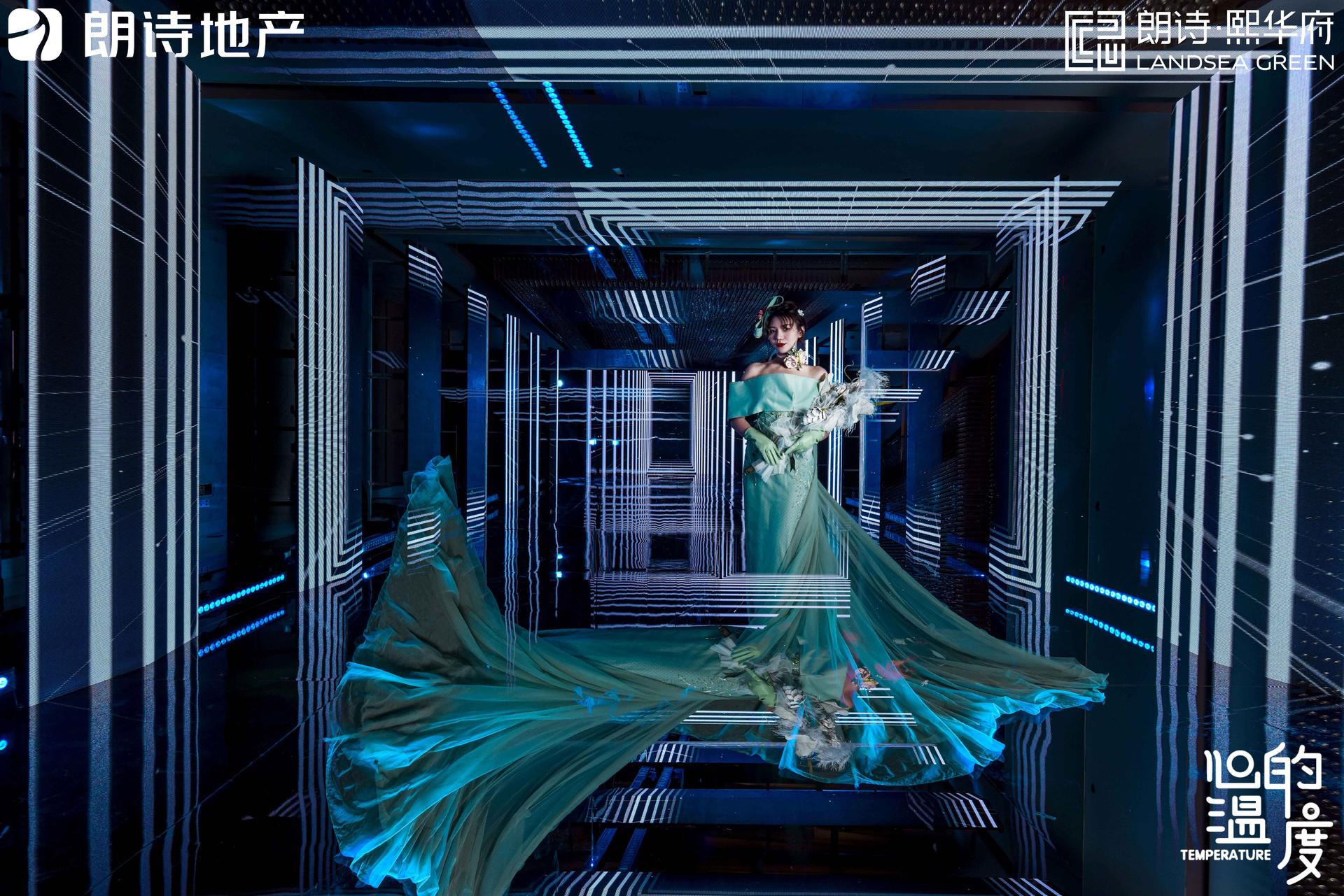 這場(chǎng)地產(chǎn)發(fā)布會(huì)活動(dòng)策劃從點(diǎn)亮「生命之樹」的儀式開始