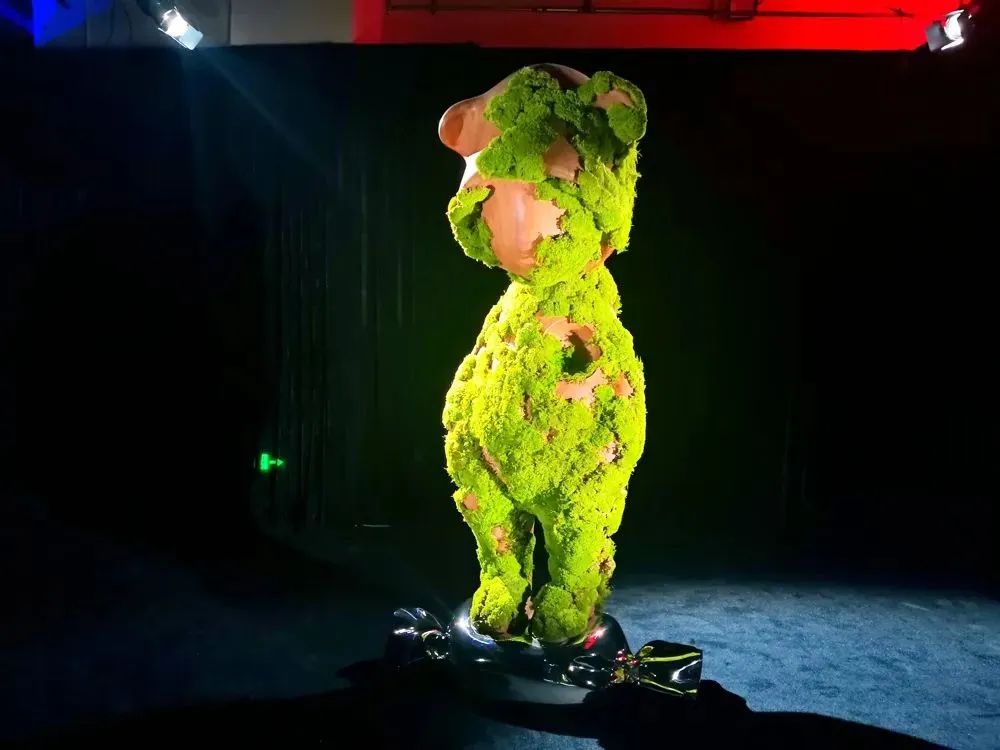 “OutSad — 悲傷之外”當代潮流藝術作品展覽活動策劃在多領域創(chuàng)作演繹